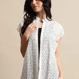 UnaOne Women Embroidered Shrug-26