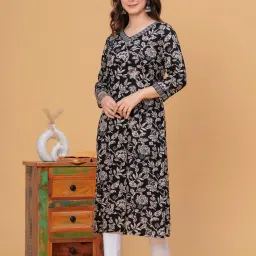 Women Colorblock Viscose Rayon Straight Kurta-image-37