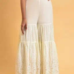 Women White Pure Cotton Trousers-image-6