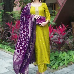 Libas Ethnic Motifs Woven Design Regular Kurta with Trousers & Dupatta-39