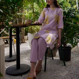 W Purple & Yellow Floral Printed Pure Cotton Kurta With Trousers-image-23