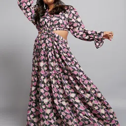 Globus Gloplus Floral V-Neck Bishop Sleeves Cut-Out Tiered Fit & Flare Plus Size Dress-image-34