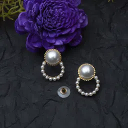 Unwind by Yellow Chimes Gold-Plated Contemporary Pearl Studs Earrings-21