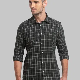 Parx Men Slim Fit Checked Cotton Casual Shirt-image-38