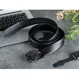 ZORO Men Black PU Belt With Textured Buckle-image-38