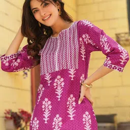 Rain & Rainbow Ethnic Motifs Printed Sequinned Pure Cotton Ethnic Kurti-24