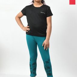 BAESD Girls Pack of 2 Printed Slim Fit Cotton Capris-image-3