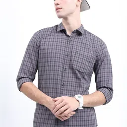 HIGHLANDER Men Grey Slim Fit Checked Casual Shirt-image-50
