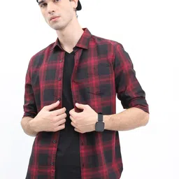 HIGHLANDER Men Checked Casual Slim Fit Shirt-picture-40