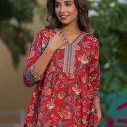 Rain & Rainbow Floral Printed V-Neck Kantha Work Pure Cotton Kantha Work Kurti-picture-22