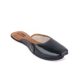 DESI COLOUR Ethnic Embroidered Square Toe Leather Mules-12