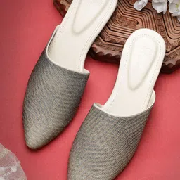 ELANBERG Pointed Toe Textured Mules-17