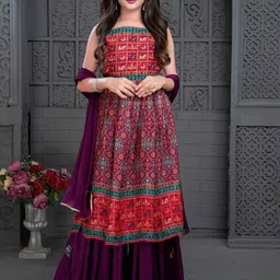 Lagorii Sleeveless And Printed Palazzo Set-picture-17
