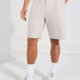 Styli Men Beige Oversized Mid-Rise Cotton Regular Shorts-image-83