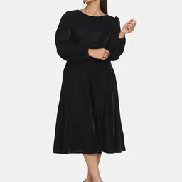 PowerSutra Boat Neck Puff Sleeved Flared Midi Dress-picture-25