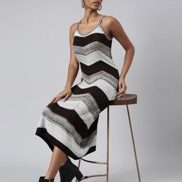SHOWOFF Self Design Colourblocked Shoulder Straps A-Line Midi Dress-picture-14