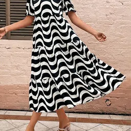 StyleCast x Revolte White & Black Abstract Printed Puff Sleeves Tiered A-Line Midi Dress-picture-0