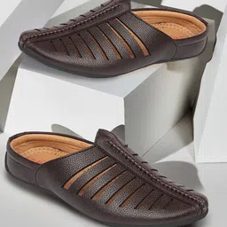 FAUSTO Men Textured Lightweight Mules-image-88