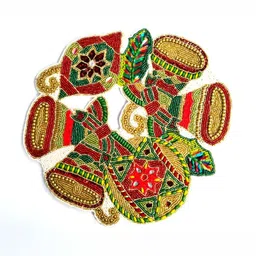 PURINA'S Red & Green Dining Table Beaded Placemat-4