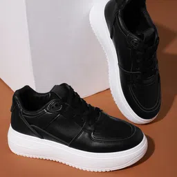 Truffle Collection Women Contrast Sole Sneakers-46