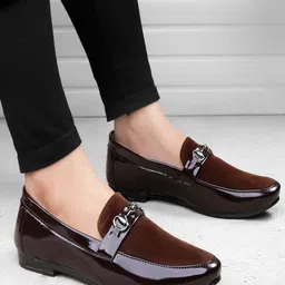 Anouk Men Buckle Detailed Formal Loafers-image-16