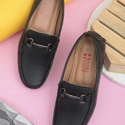 HERE&NOW Men Black Solid Comfort-Fit Formal Loafers-image-23