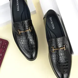 INVICTUS Men Black Textured Slip-On Formal Shoes-image-15