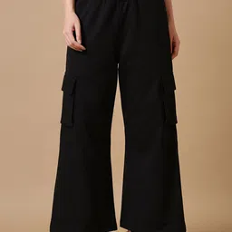 Bewakoof AIR 1.0 Women Mid-Rise Straight Fit Cargos Trousers-image-73