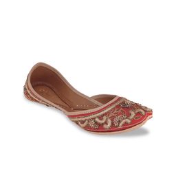 Fulkari Women Red Leather Embellished Mojaris Flats-image-72