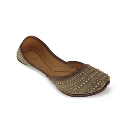 Fulkari Women Brown & Gold-Toned Embellished Leather Ethnic Mojaris Flats-image-52