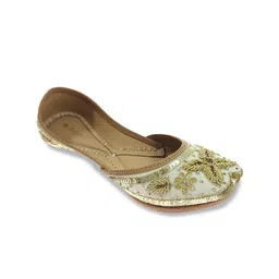 Fulkari Embellished Ethnic Mojaris-56