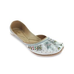 Fulkari Women Embellished Ethnic Mojaris Flats-image-101