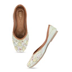 DESI COLOUR Women Blue & Purple Ethnic Mojaris Flats-image-94