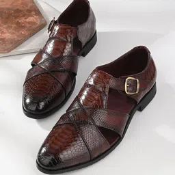 House of Pataudi Men Textured Shoe Style Sandals-picture-28