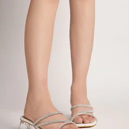 Shoetopia Girls Printed Party Block Sandals-7