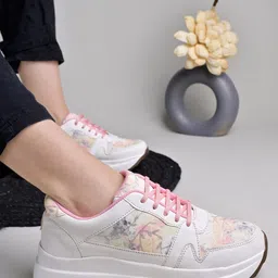 Shoetopia Women Printed Lightweight Comfort Insole Contrast Sole Lace-Up Sneakers-24