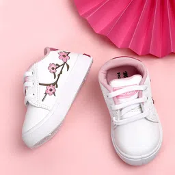 KATS Girls Printed Lightweight Lace-up Sneakers-picture-2