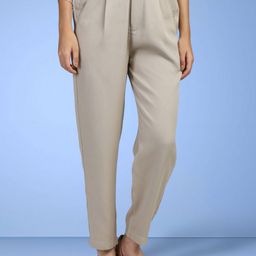 FITHUB Women Tapered Fit High-Rise Pleated Trousers-picture-4