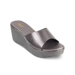 Tresmode Wedge Peep Toes-13