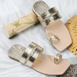 Anouk Textured One Toe Flats-13