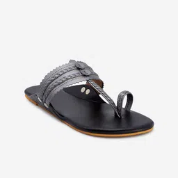 POSTCARD Women Black One Toe Flats-picture-11