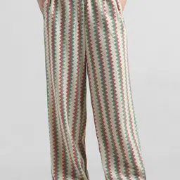 ONLY Women Checked Low-Rise Trousers-image-18