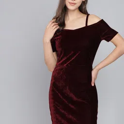 VAARARO Shoulder Straps Cold-Shoulder Sleeves Velvet Sheath Dress-image-77