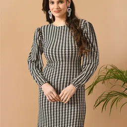 IUGA Geometric Printed Sheath Dress-image-13