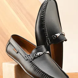 Killer Men Textured Square Toe Lightweight Horsebit Loafers-image-24