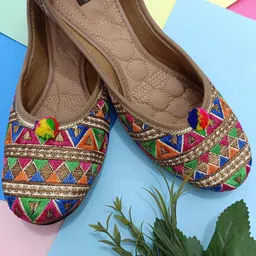 DESI COLOUR Women Multicoloured Embroidered Mojaris-42
