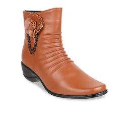 SHUZ TOUCH Woman Tan Heeled Boots-40