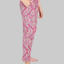 Style Shoes Women Printed Straight Lounge Pants-image-82