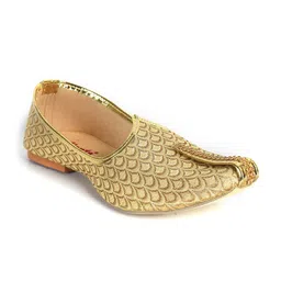 Ajanta Men Pointed Toe Textured Comfort Insole Basics Ethnic Mojaris-15