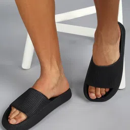 Paragon Men Textured Lightweight Rubber Sliders image 1